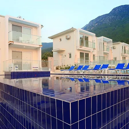 فيلة Orka Prestige Villas *